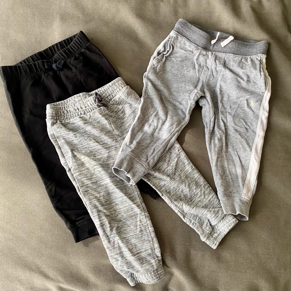 2T toddler 3-pack joggers/sweatpants
